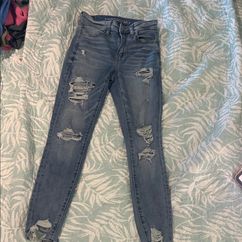 American Eagle Outfitters Light Blue Distressed Skinny Jeans